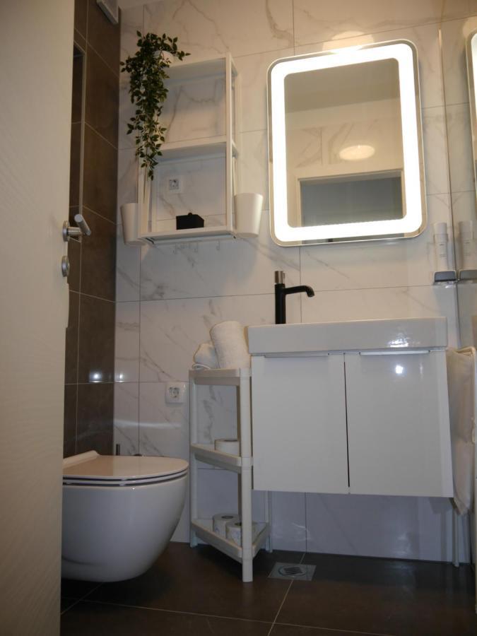 Apartment "Mon Ami" โตรกีร์ ภายนอก รูปภาพ