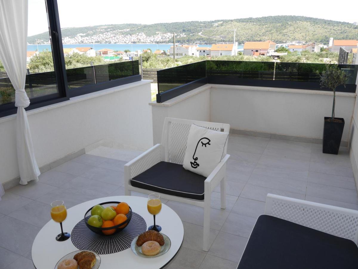 Apartment "Mon Ami" โตรกีร์ ภายนอก รูปภาพ