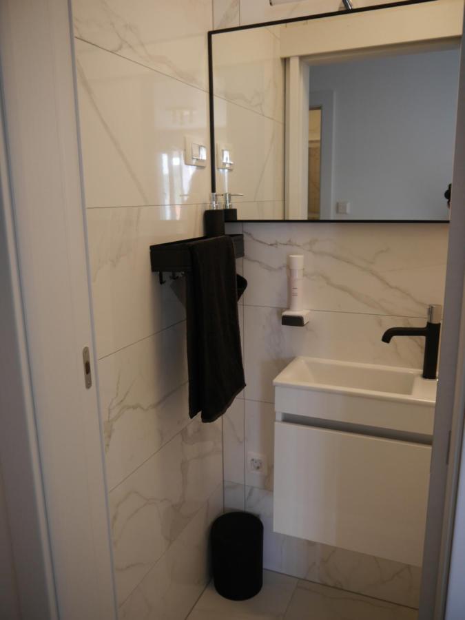 Apartment "Mon Ami" โตรกีร์ ภายนอก รูปภาพ