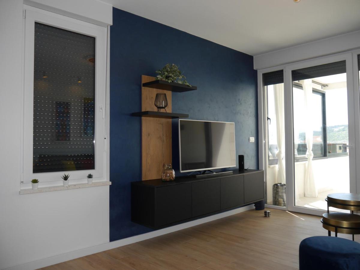 Apartment "Mon Ami" โตรกีร์ ภายนอก รูปภาพ